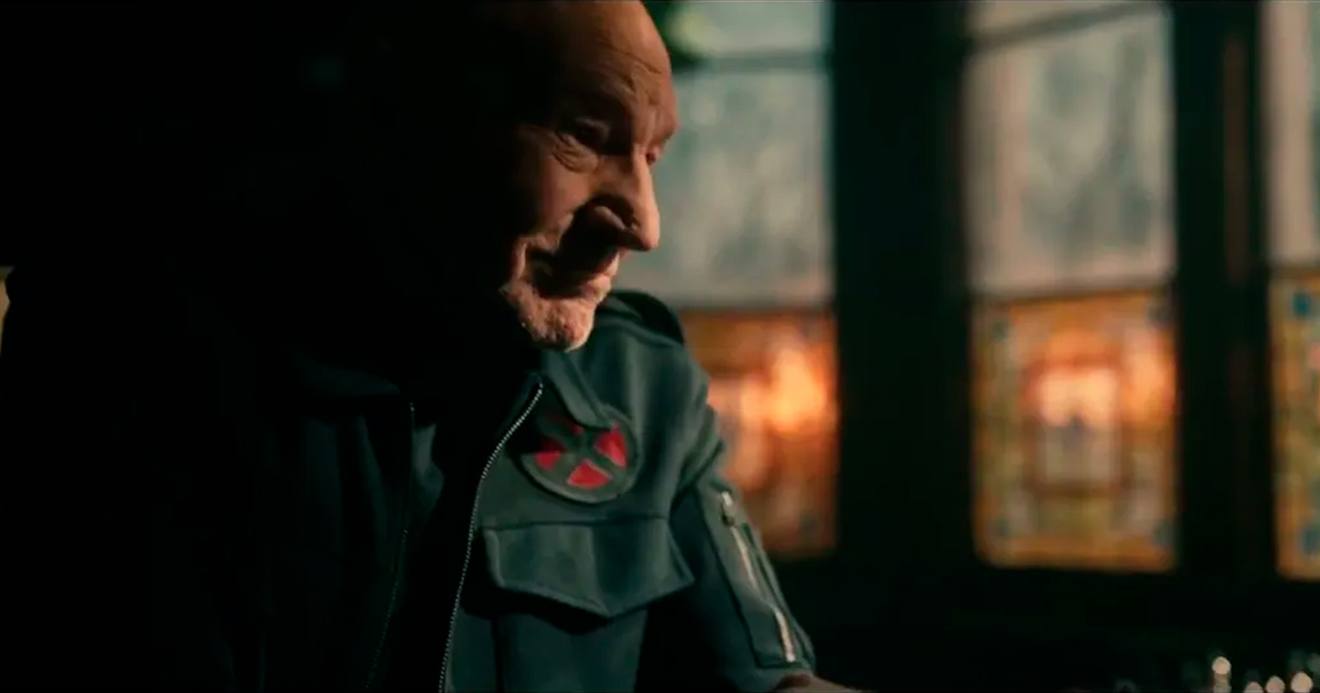 Professor Xavier no teaser de vingadores doutor destino